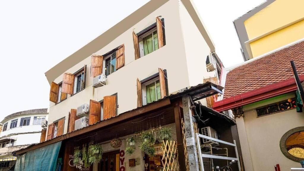 100 Years Building Bangkok Old Town By Seen Hostel المظهر الخارجي الصورة